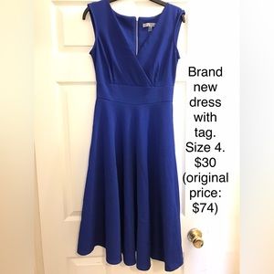 Danny & Nicole blue dress size 4. NWT